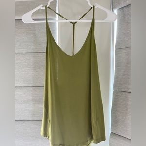 Lululemon tops
